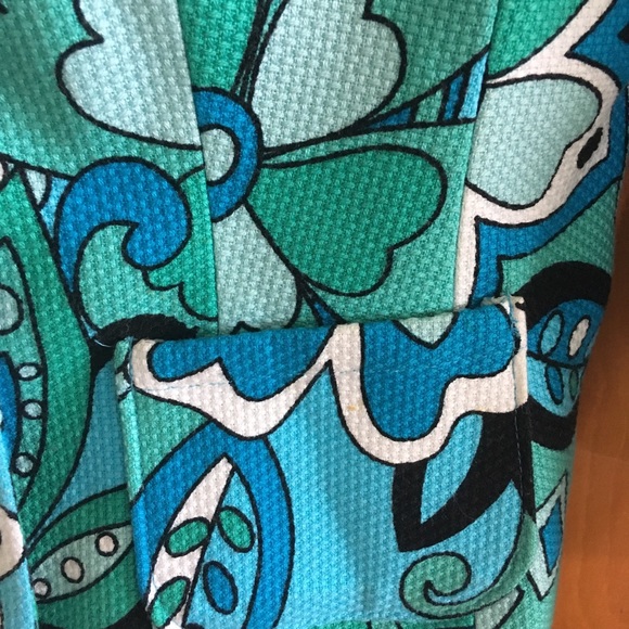 Casual Corner Annex petite, floral retro blazer. - Picture 3 of 4